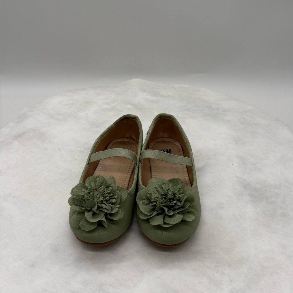 Toddler H&M Light Olive Green Slip-On Ballet Flats Size 9
